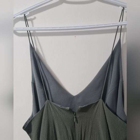Beautiful dress olive green - Picture 10 of 11